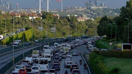 Türkiye'de otomobil sayısı artıyor: 1000 kişiye 194 araç düşüyor