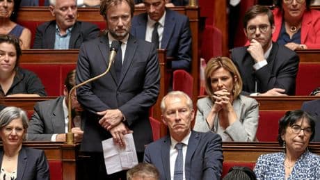 Censure : pourquoi les socialistes lancent l’offensive face à Bayrou