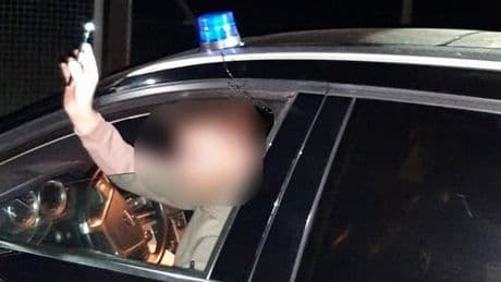 Blau durch die Nacht - Falscher Polizist bei Suff-Fahrt gestoppt