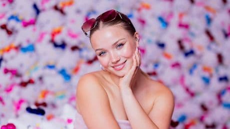 „Völlige Verblödung“ auf TOGGO? - Influencerin Julia Beautx bei Eltern in der Kritik