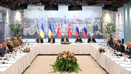 Waffenstillstand gefordert: Welche Strategie verfolgen Kiew und Moskau wirklich?