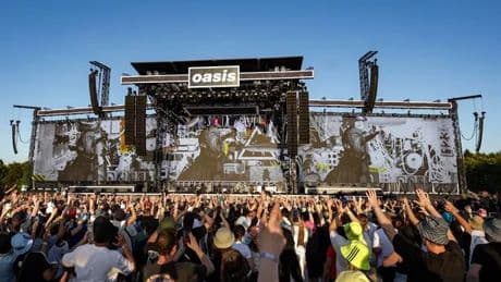 BREAKING: Oasis fans 'storm Heaton Park gates' as Liam and Noel Gallagher perform