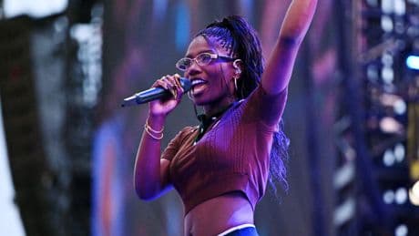 « Remboursez-nous » : les festivaliers déçus des dédommagements proposés par Rock en Seine après l’annulation du concert de la rappeuse Doechii