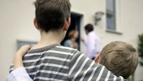 Mit Führerschein-Entzug und strengeren Auskunftspflichten gegen säumige Unterhaltszahler