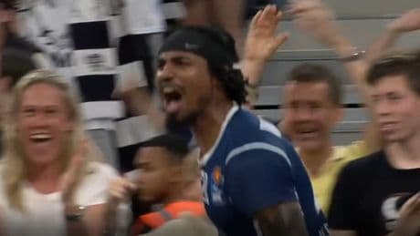 Basketball-Wahnsinn  - Buzzer-Beater schockt alle – Wurf des Jahres!