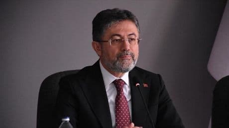 Bakan Yumaklı: Kocaeli / Karamürsel’deki yangın kontrol altına alındı