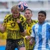 Fußball: Brandt offenbart: Mit Bruch im Handgelenk bei Club-WM