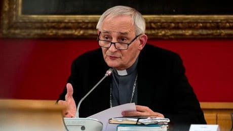 8X1000, affondo Cei: «Danneggiata la Chiesa». Zuppi: «Delusi per le modifiche unilaterali alle modalità di attribuzione»
