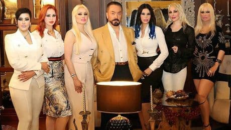 Adnan Oktar 2 suçtan beraat etti: Kadınların bana olan sevgisi çok kıskanıldı