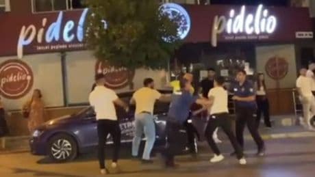 Ceza yazan polise saldırı!