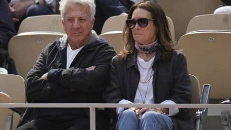 Dustin Hoffman, chi è la moglie seduta accanto a lui ai Roland Garros