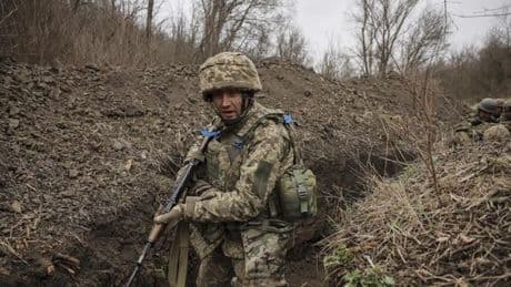 Ukrainische Soldaten: „Alkoholismus ist der Krebs der Armee“