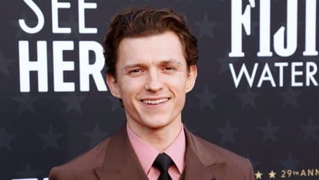 "Spider-Man": Tom Holland partage des images du tournage du prochain volet de la franchise