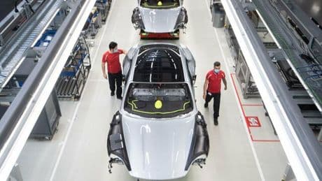 Autobranche: „Das Wirrwarr rund um die US-Zölle macht der Autoindustrie in Deutschland zu schaffen“