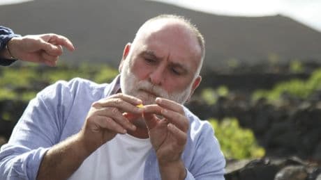 El chef José Andrés, sobre la gastronomía española: &quot;Las tapas lanzan un mensaje de que compartir es felicidad&quot;