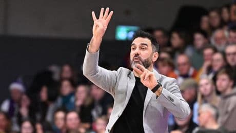 BBL-Playoffs: Dennis Schröder sieht Braunschweiger Sieg gegen Würzburg
