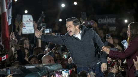 Canada : le chef des conservateurs, Pierre Poilievre, en passe d'être réélu au Parlement