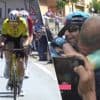 KIJK. Van Aert ziet aanvalspogingen niet beloond worden & Ulissi dolblij met roze trui: dé momenten van rit 8 in de Giro