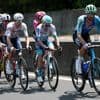 Ruime kopgroep met Campenaerts krijgt bijna 4 minuten van peloton, Martinez pakt virtueel bolletjestrui over van Wellens
