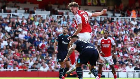Emirates Kupası'nda zafer Arsenal'in!