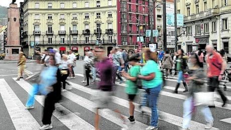 La inmigración obliga a los partidos a revisar su discurso en una Euskadi cada vez más mestiza