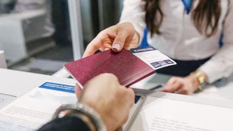 Aber strenge Online-Prüfung - Neue Visa-Termine! USA lockern Regeln für Studenten