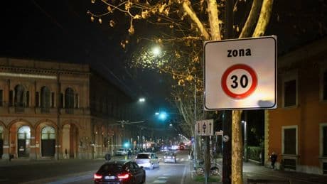 Andamento lento in città Dal Politecnico all'Ortica: nuove strade a 30 all'ora