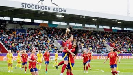 Stellenwert des Frauenfußballs: Schönspielerinnen