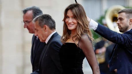 Carla Bruni y Brigitte Macron derrochan glamur en la cena de gala con Da Silva