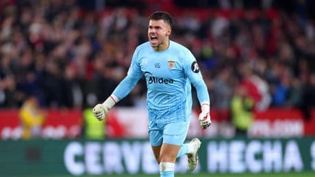 El Sevilla anuncia la renovación de Álvaro Fernández