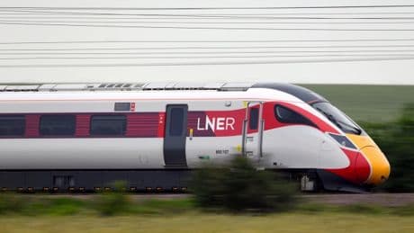 End of dodgy phone signal on trains with major fibre optic boost for rail