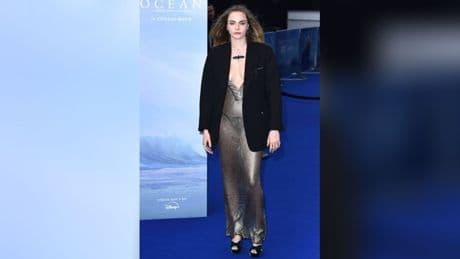 Cara Delevingne: Im transparenten Netzkleid bei Filmpremiere