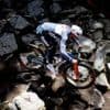 Van der Poel keert kort voor WK mountainbike terug met zesde plek in Frankrijk