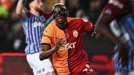 Galatasaray taraftarı Osimhen'i istedi! Dursun Özbek'e tezahürat