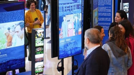 ‘Yaşayan Anlar: 25 Yılın Retrospektifi’