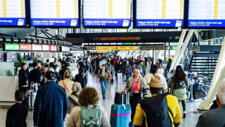 Schiphol mag 41% op  haventarief gooien: ’Duurste luchthaven van Europa’