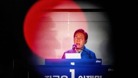 Omstreden president moet diep verdeeld Zuid-Korea verenigen