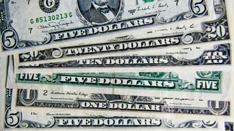 Regain d’inflation, hausse du chômage… la réalité économique contredit le discours triomphal de Trump