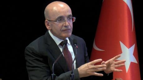 Mehmet Şimşek: Sanayi üretimi çeyreklik bazda yüzde 1,8 ve yıllık yüzde 0,7 oranında arttı