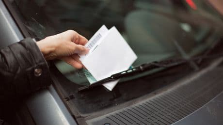 Klappt auch am Auto: Briefkasten-Trick bewahrt Sie vor großem Nerv-Faktor im Alltag