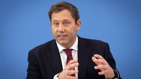 Lars Klingbeil: Doppelte Haushalts-Botschaft