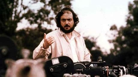 Kubrick'in bazı kült filmlerini çektiği evi satışa çıkarıldı