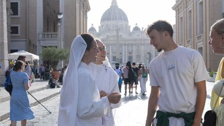 « J’ai mis une aube pour la première fois » : à Rome, des jeunes Français s’interrogent sur leur vocation