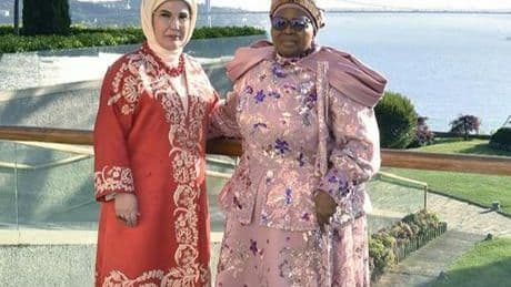 Emine Erdoğan Esvatini Ana Kraliçesi ile görüştü