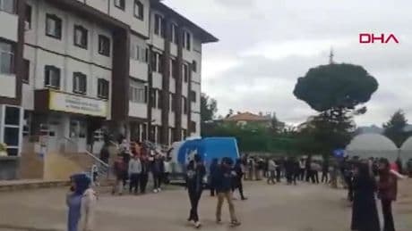 Amasya'da 3 dakika arayla 4.4 ve 4.2 büyüklüğünde deprem: 3 ilçede okullar tatil edildi
