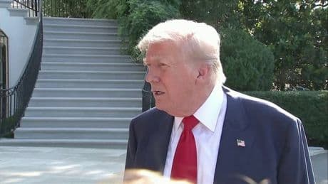 À 7 jours de la fin de l'ultimatum, Trump évoque des chances à "50-50" de conclure un accord commercial avec l'Union européenne