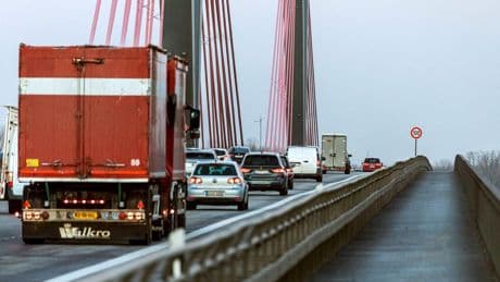 Düsseldorf: Sperrungen auf der A44 und der Flughafenbrücke stehen an