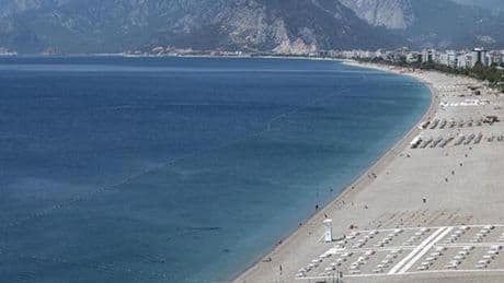 Konyaaltı Plajı Nerede? Konyaaltı Plajı Ücretli Mi? Nasıl Gidilir?
