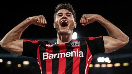 Bayer Leverkusen, Patrik Schick'in sözleşmesini uzattı