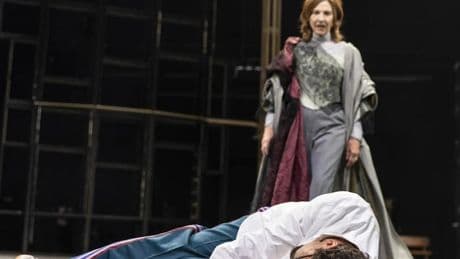 Theater: Alle Menschen werden Schwestern